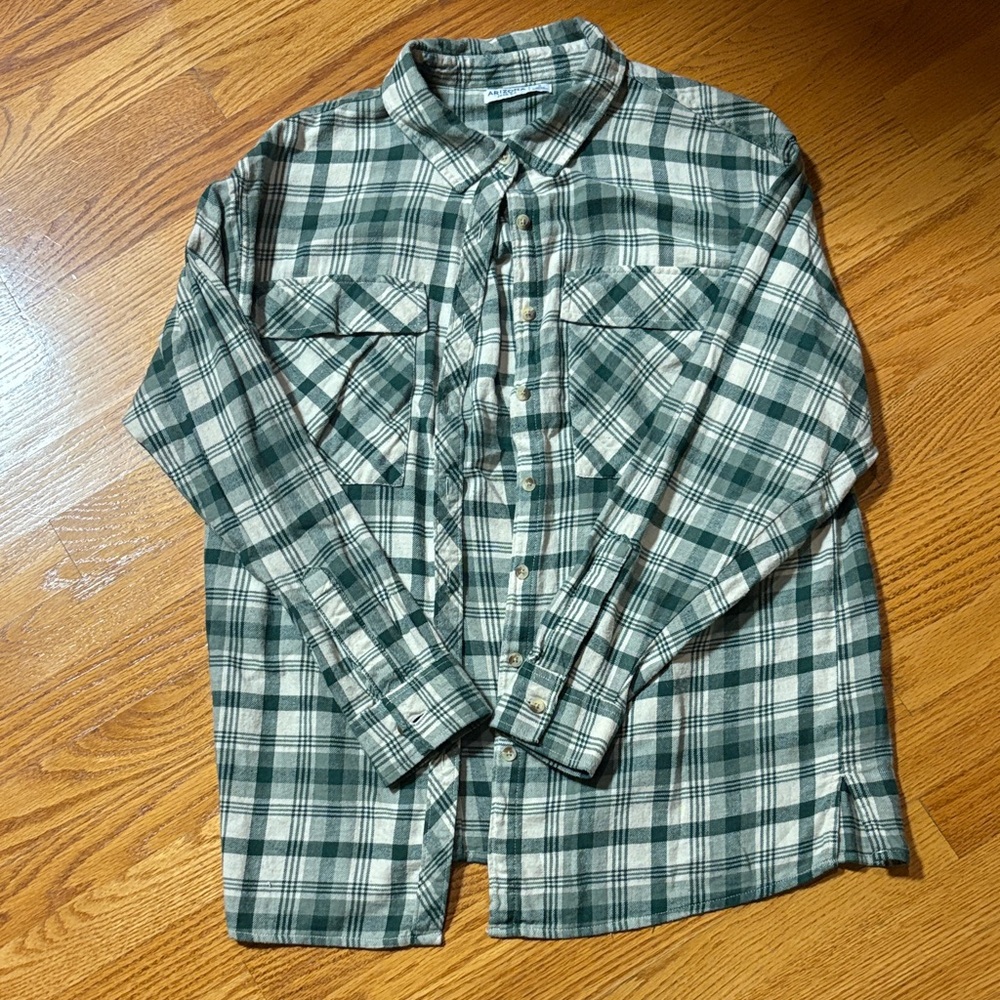 Arizona Jean Company Green Plaid Button Down Shirt
